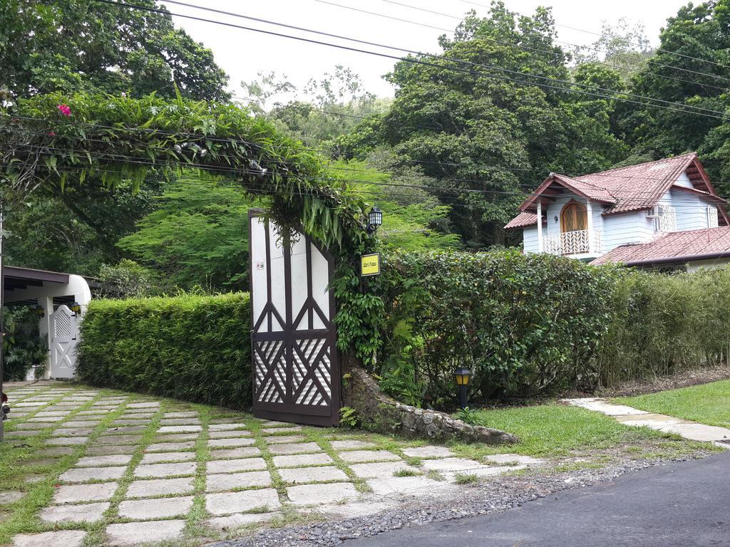 Park Eden Bed & Breakfast Los Llanitos Buitenkant foto