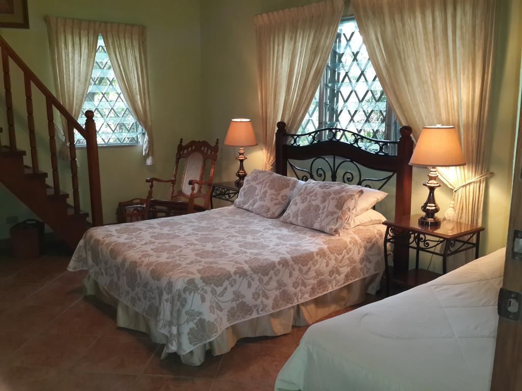 Park Eden Bed & Breakfast Los Llanitos Kamer foto